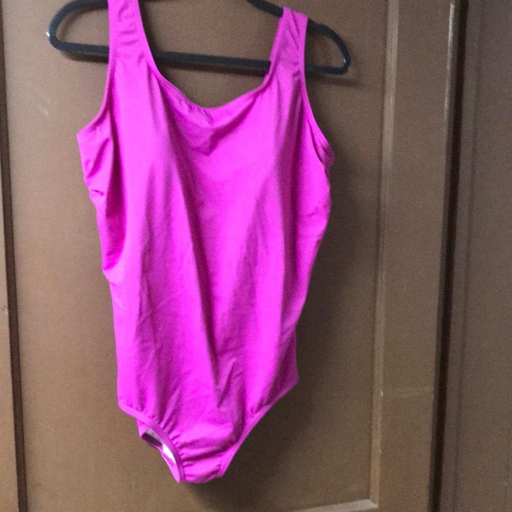 Women’s Lands End bathing suit 18W never worn